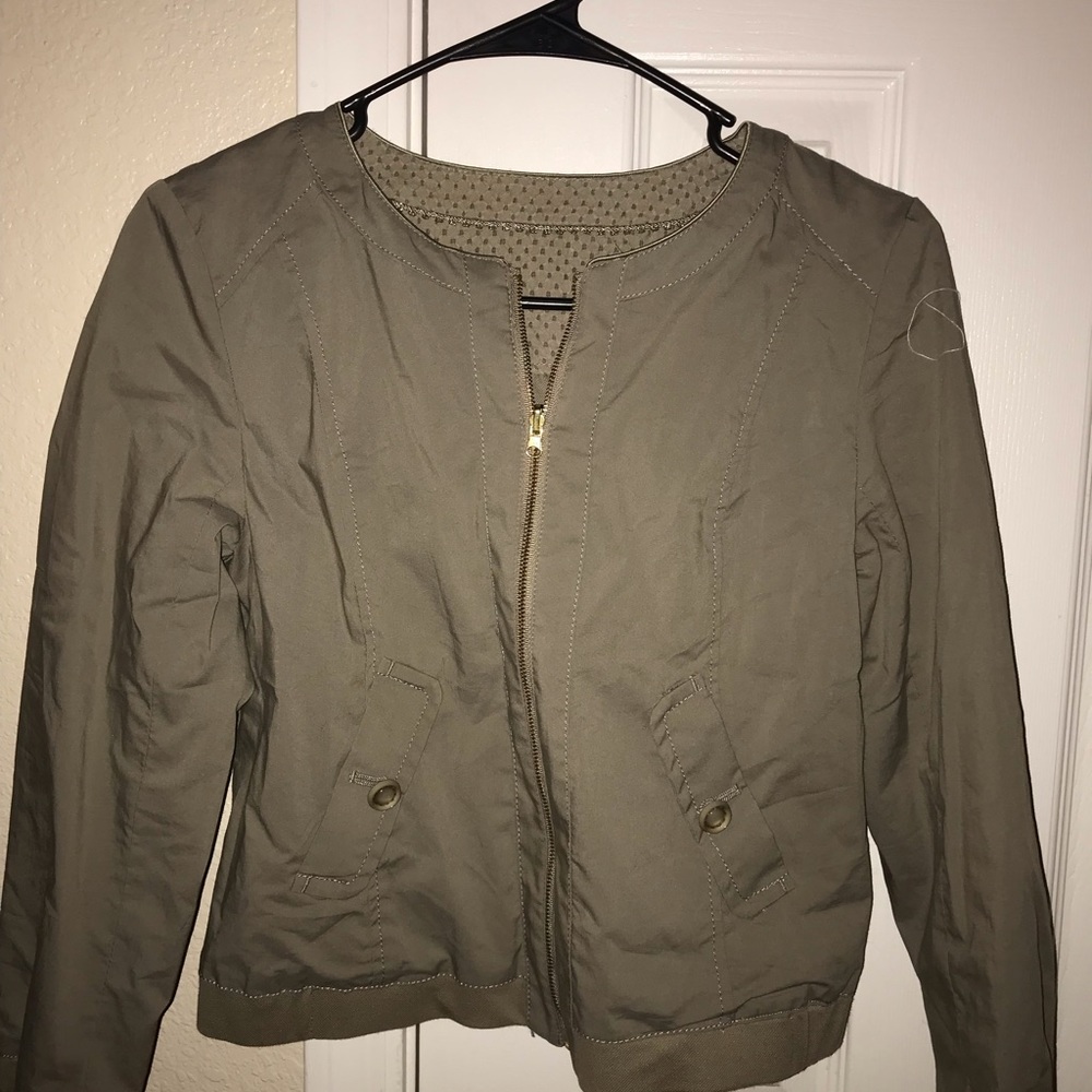Reversible crop jacket!